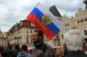 Akce k výročí konce války organizovali i lidé napojení na Rusko, zjistili Reportéři ČT Akce k výročí konce války organizovali i lidé napojení na Rusko, zjistili Reportéři ČT