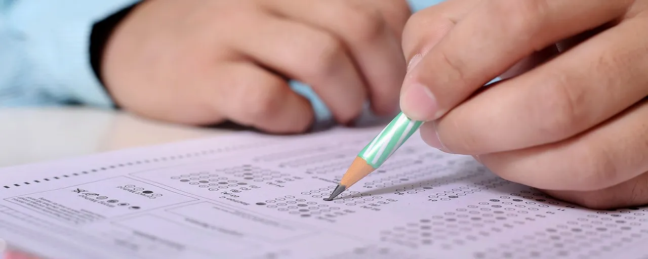 Bek představuje analýzu výsledků přijímacích zkoušek a státních maturit Bek představuje analýzu výsledků přijímacích zkoušek a státních maturit