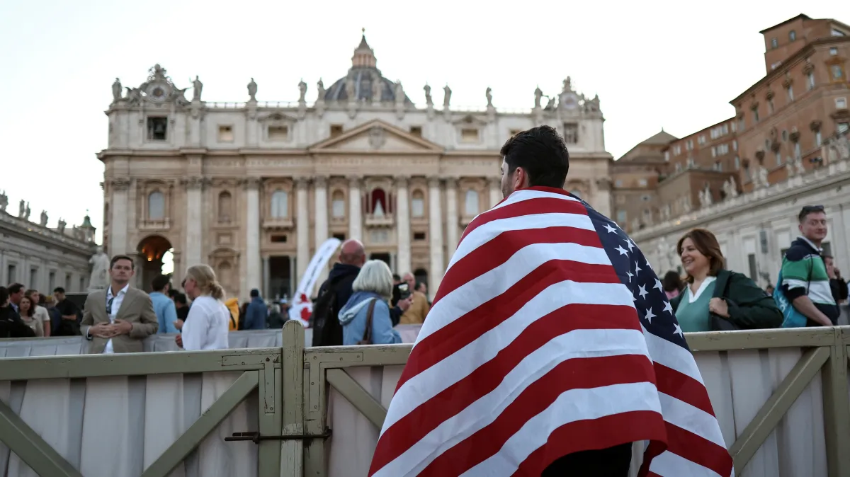 Nového papeže čekají v USA nelehké úkoly, tamní vládu kritizoval Nového papeže čekají v USA nelehké úkoly, tamní vládu kritizoval