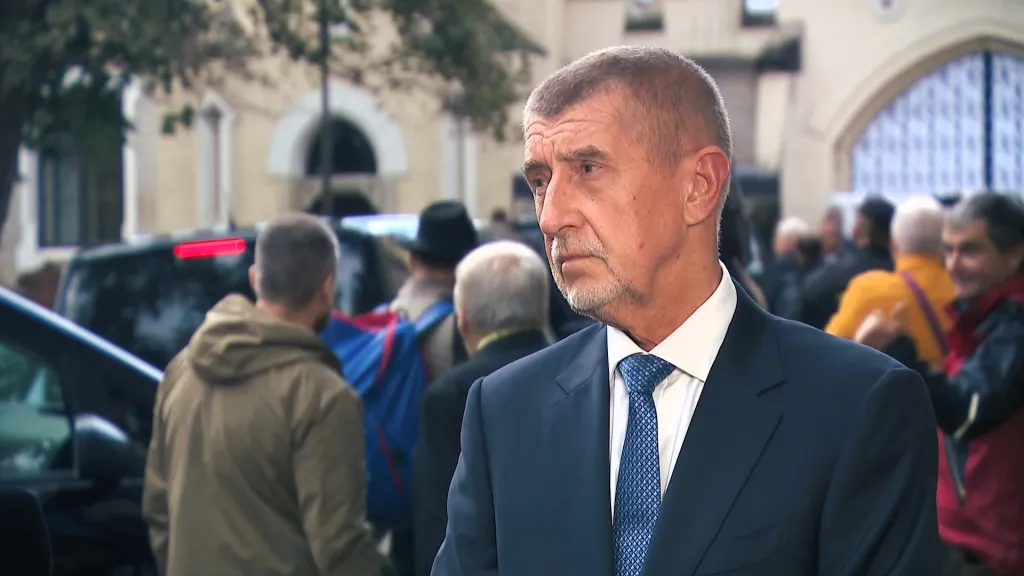 Soudy potvrzují, že Babiš byl jako premiér ve střetu zájmů, popsali Reportéři ČT Soudy potvrzují, že Babiš byl jako premiér ve střetu zájmů, popsali Reportéři ČT