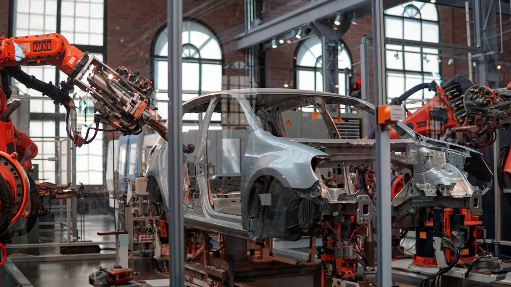 Začala platit 25procentní cla na dovoz autodílů do USA